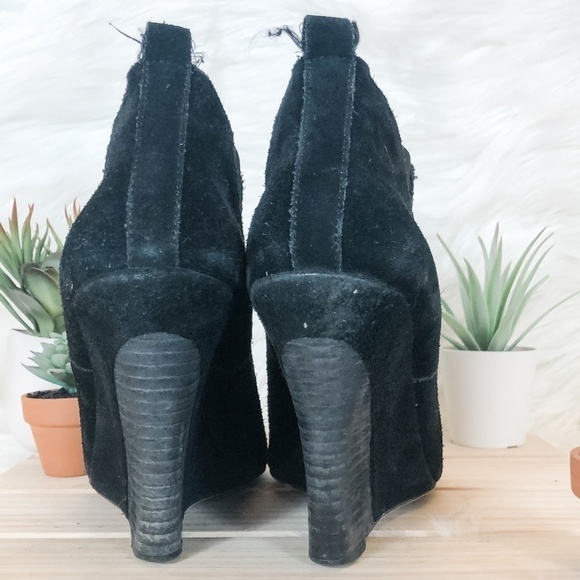 Vince Camuto Yannick‎ Booties - Picture 5 of 7